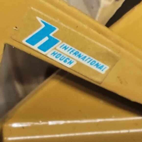 Vtg Ertl mighty movers 1/64 IH 412B diecast Scraper yellow/white blue Stripe - Picture 6 of 10